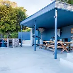 Badgemore Villa Guesthouse